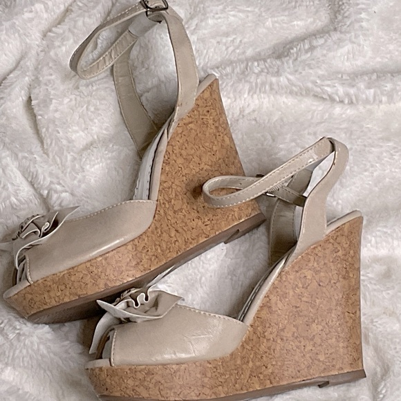 Qupid brand wedges - Picture 4 of 7